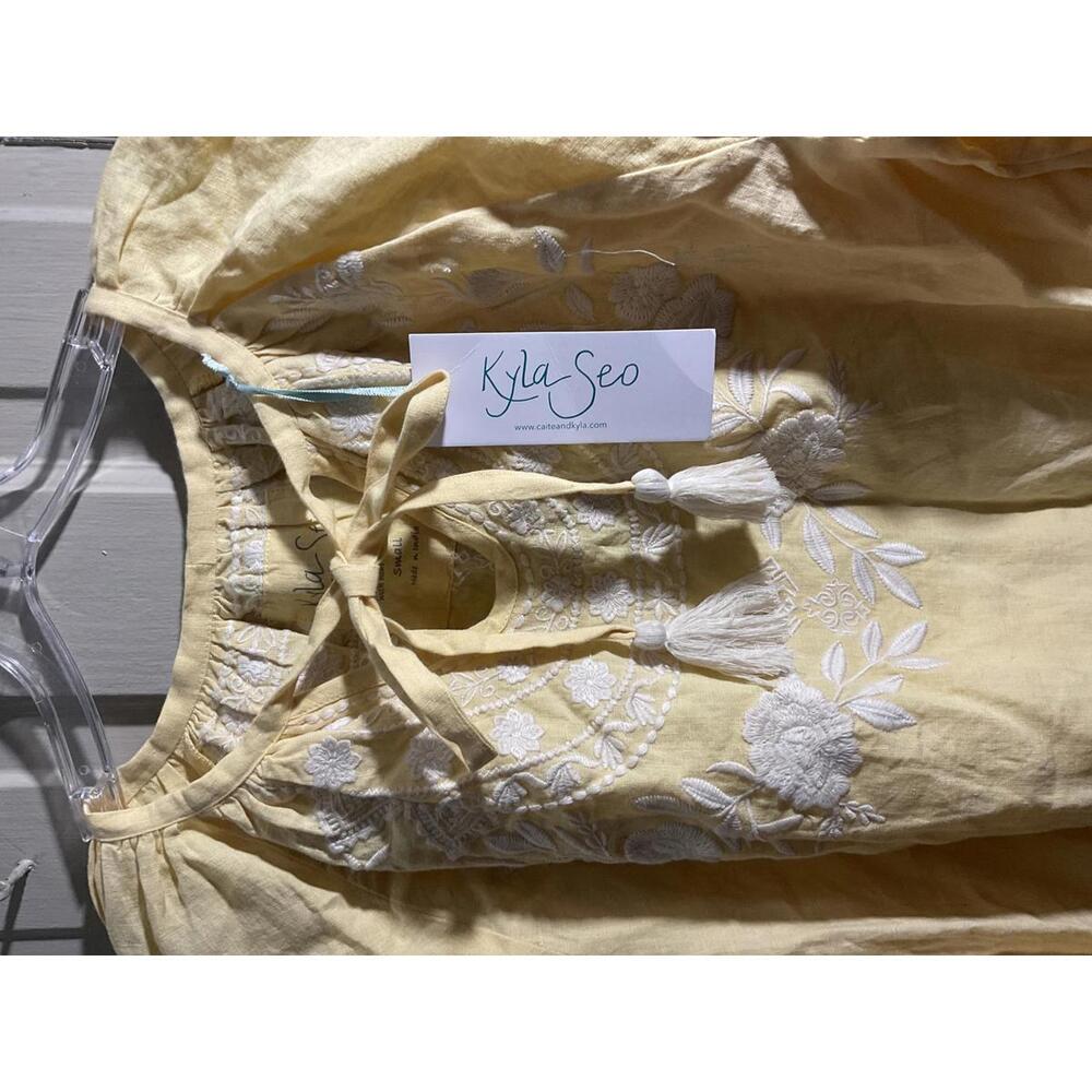 Kyla Seo Handmade  Butter Yellow  Linen Embroidered Top - Sm fits up to a Large - Picture 2 of 8